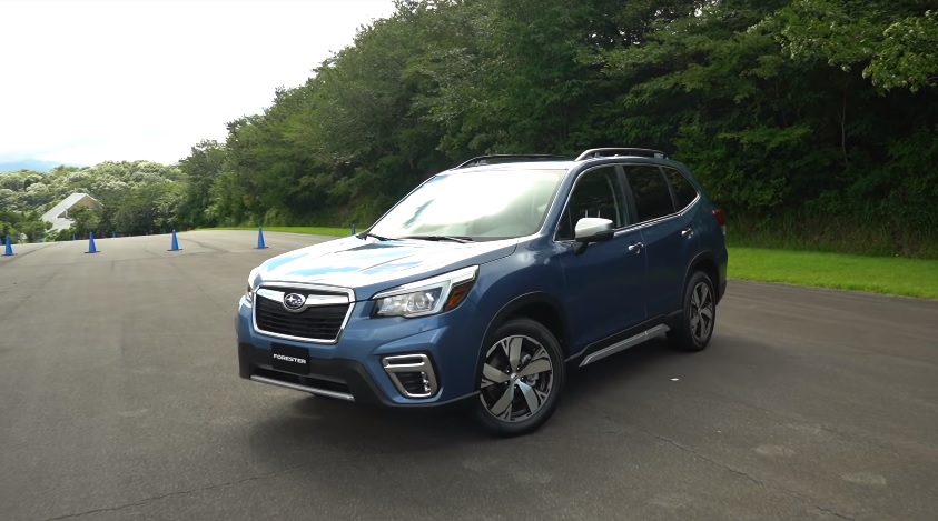2018 Subaru Forester 2.0 Premium Plus Karşılaştırması