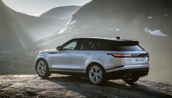 2019 Land Rover Velar 2.0 D240 R-Dynamic SE Karşılaştırması
