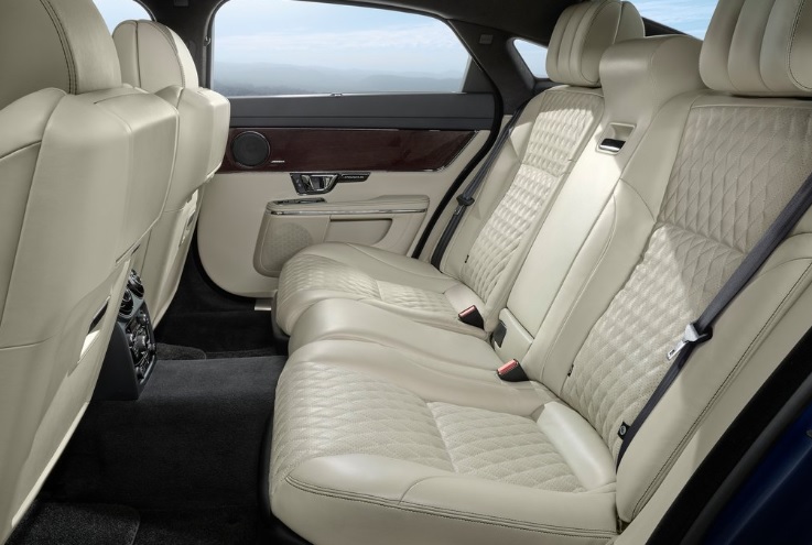 2018 Jaguar XJ 3.0 D 300 HP XJ AT Teknik Özellikleri, Yakıt Tüketimi