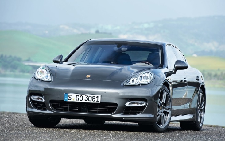 2014 Porsche Panamera 4 3.6 300 HP Panamera Manuel Teknik Özellikleri, Yakıt Tüketimi