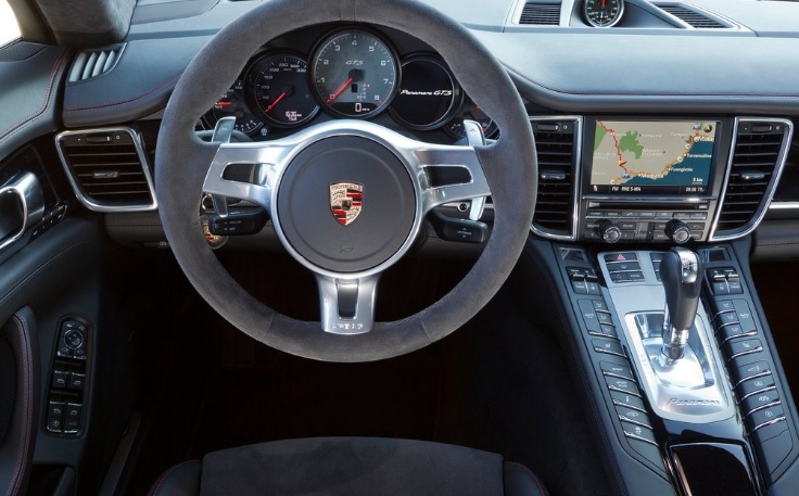 2014 Porsche Panamera Sedan 3.6 (300 HP) Panamera Manuel Teknik Özellikler, Ölçüler ve Bagaj Hacmi