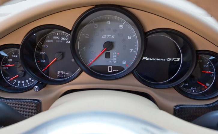 2014 Porsche Panamera 4 3.6 300 HP Panamera Manuel Teknik Özellikleri, Yakıt Tüketimi