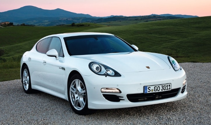 2014 Porsche Panamera Sedan 4.8 (550 HP) Turbo S AT Teknik Özellikler, Ölçüler ve Bagaj Hacmi