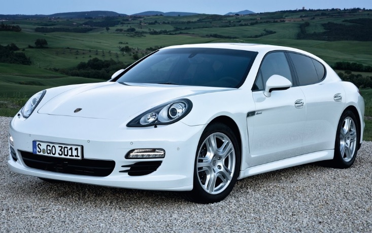 2014 Porsche Panamera 4 3.6 300 HP Panamera Manuel Teknik Özellikleri, Yakıt Tüketimi