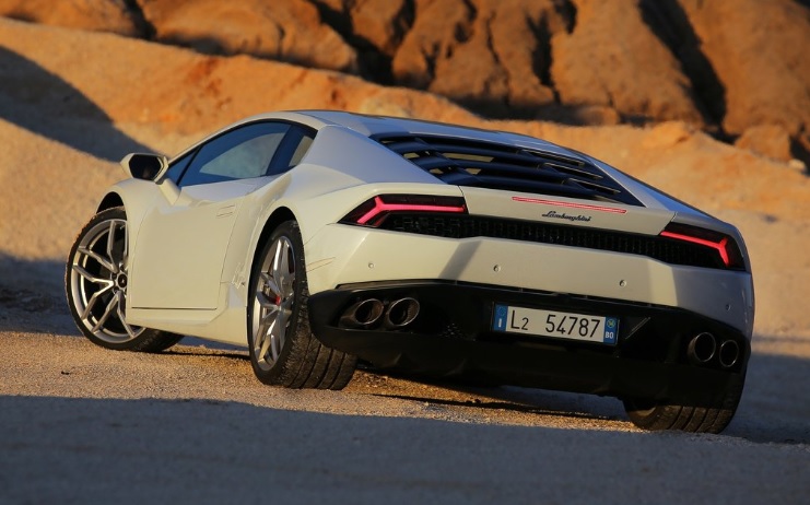 2014 Lamborghini Huracan 5.2 610 HP Huracan AT Teknik Özellikleri, Yakıt Tüketimi