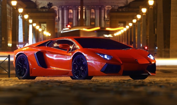 2014 Lamborghini Aventador 6.5 V12 LP Özellikleri