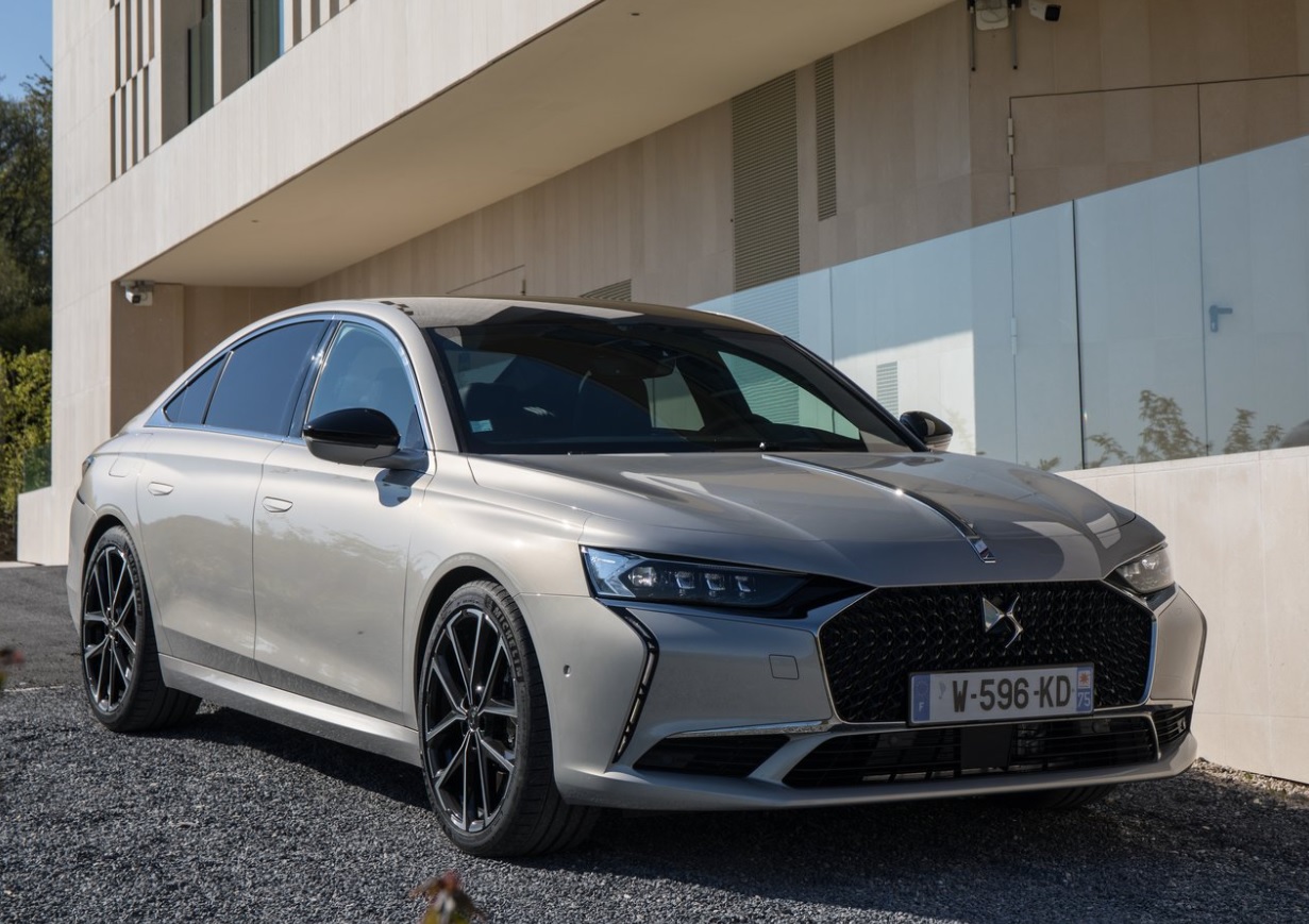 2022 DS DS 9 1.6 PureTech 225 HP Performance Line Otomatik Teknik Özellikleri, Yakıt Tüketimi