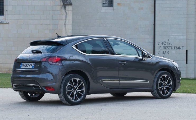 2017 DS DS 4 1.6 BlueHDi 120 HP Start Stop EAT6 Teknik Özellikleri, Yakıt Tüketimi