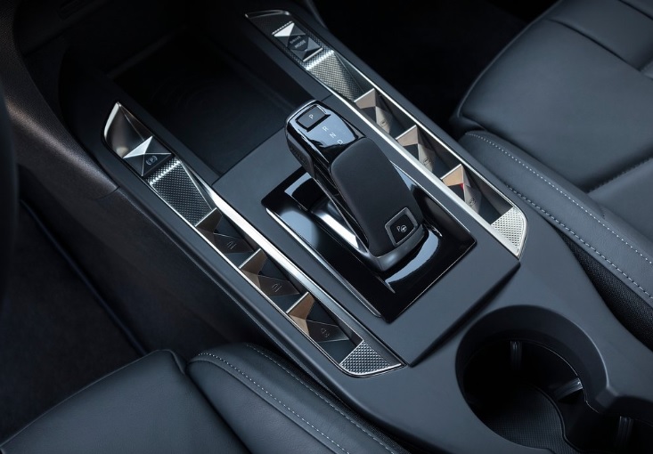 2019 DS DS 3 Crossback SUV 1.2 Puretech (130 HP) Performance Line Otomatik Teknik Özellikler, Ölçüler ve Bagaj Hacmi