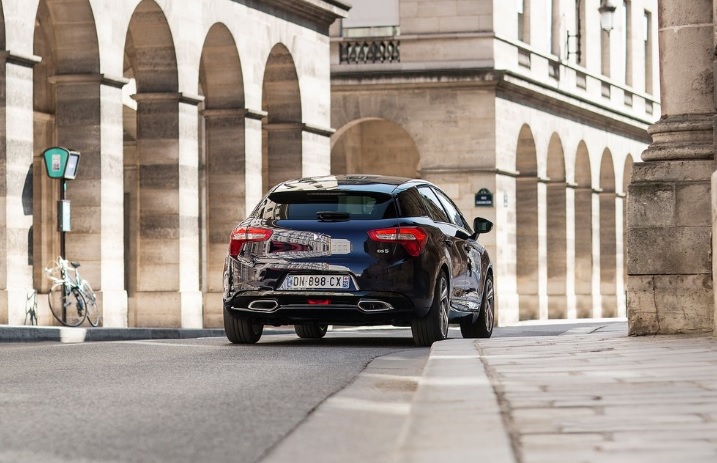 2016 DS DS 5 Hatchback 5 Kapı 1.6 BlueHDi (120 HP) So Chic EAT Teknik Özellikler, Ölçüler ve Bagaj Hacmi