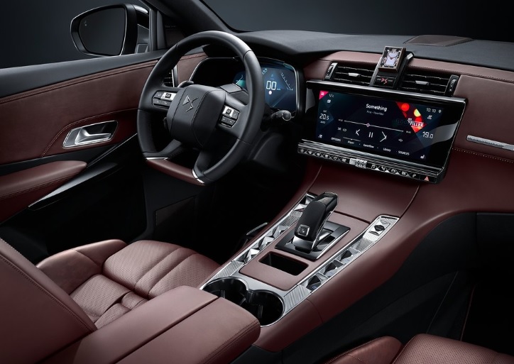 2021 DS DS 7 Crossback 1.6 PureTech 225 HP So Chic Rivoli Otomatik Teknik Özellikleri, Yakıt Tüketimi