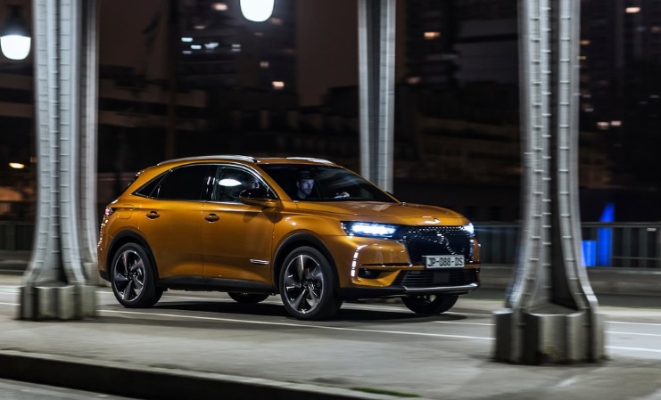 2021 DS DS 7 Crossback SUV 1.6 Hibrit (300 HP) E-Tense Grand Chic Opera Otomatik Teknik Özellikler, Ölçüler ve Bagaj Hacmi