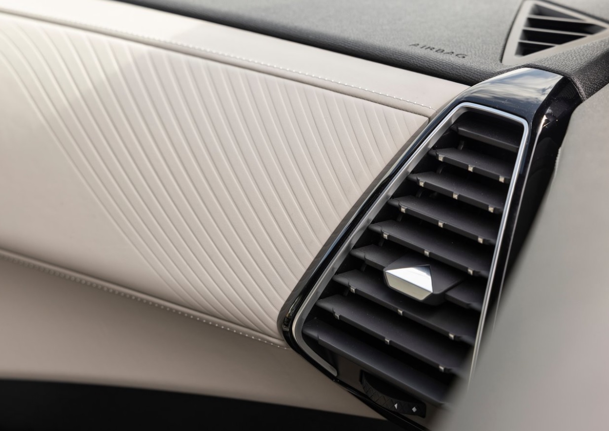 2023 DS DS 7 1.6 Hibrit 300 HP E-Tense Opera Otomatik Teknik Özellikleri, Yakıt Tüketimi