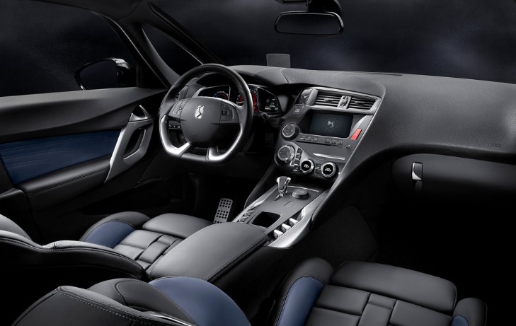 2017 DS DS 5 1.6 BlueHDI So Chic Karşılaştırması