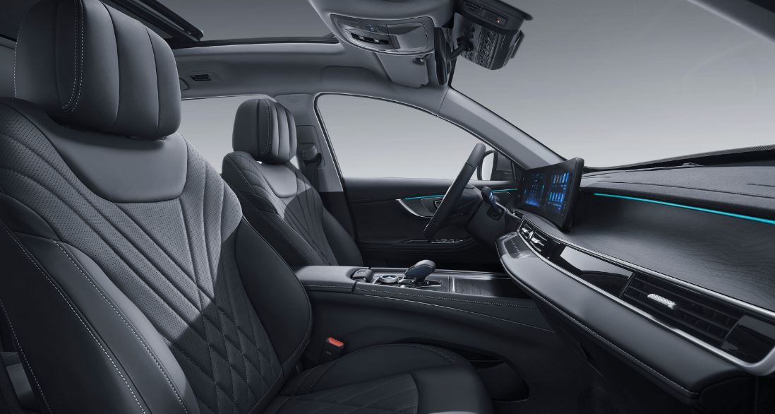2025 Chery Tiggo 8 Pro Max 1.6 Intelligent Karşılaştırması