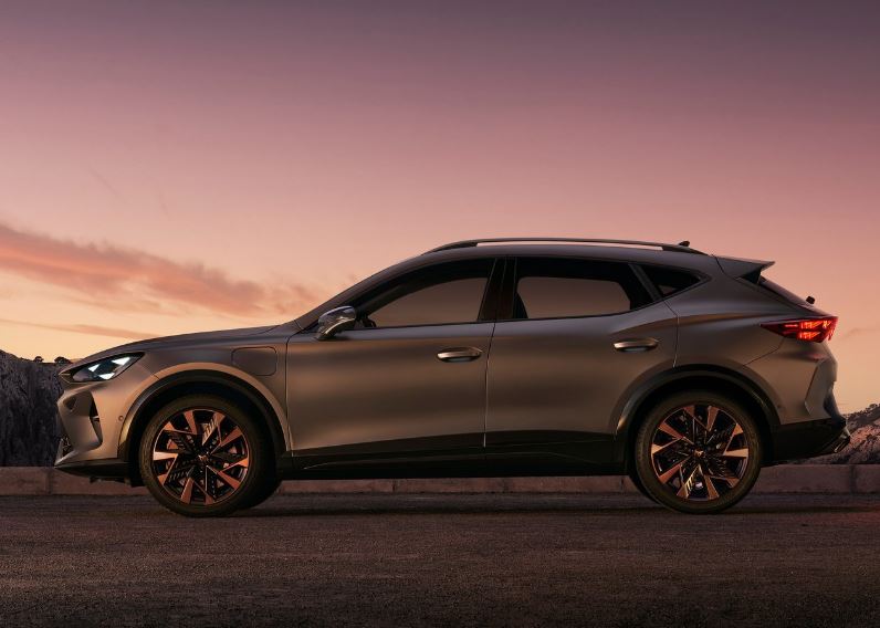 2025 Cupra Cupra Formentor 1.5 eTSI VZ-Line Karşılaştırması