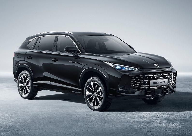 2025 MG HS 1.5 Luxury Karşılaştırması