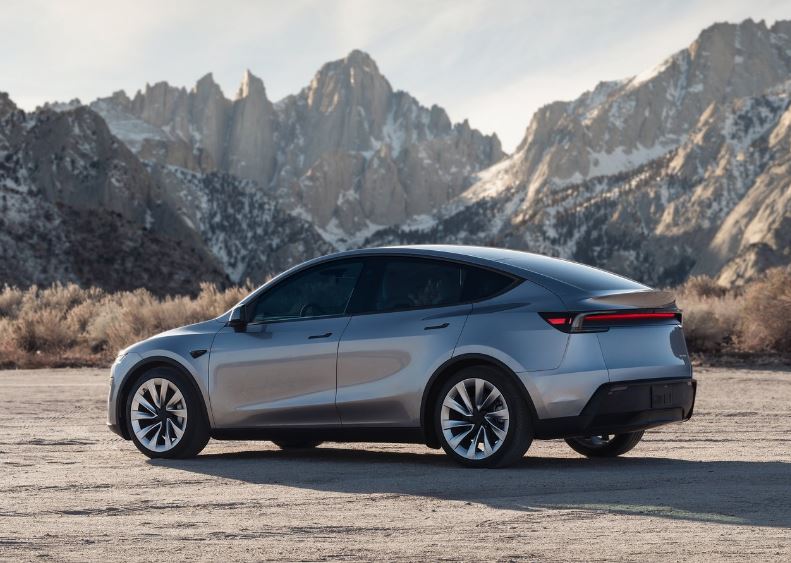 2025 Tesla Model Y 75 kWh 375 HP Long Range AT Teknik Özellikleri, Yakıt Tüketimi