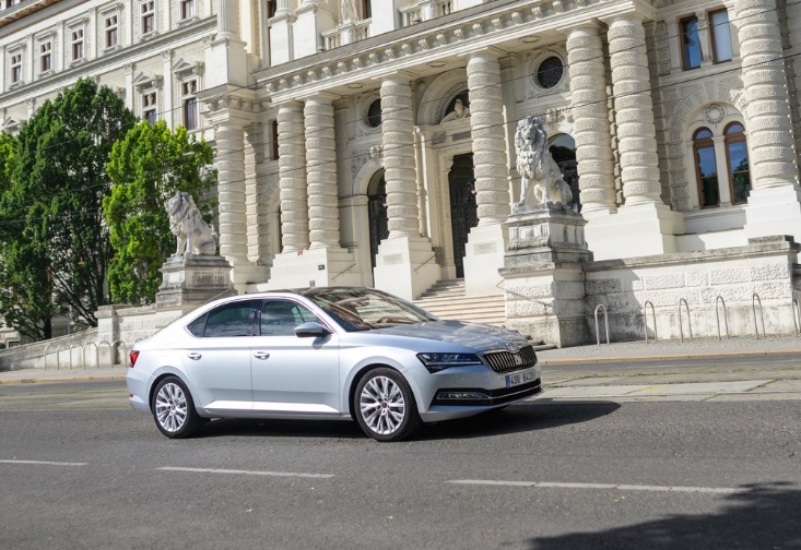 2019 Skoda Yeni Superb 1.6 TDI 120 HP Premium DSG Teknik Özellikleri, Yakıt Tüketimi