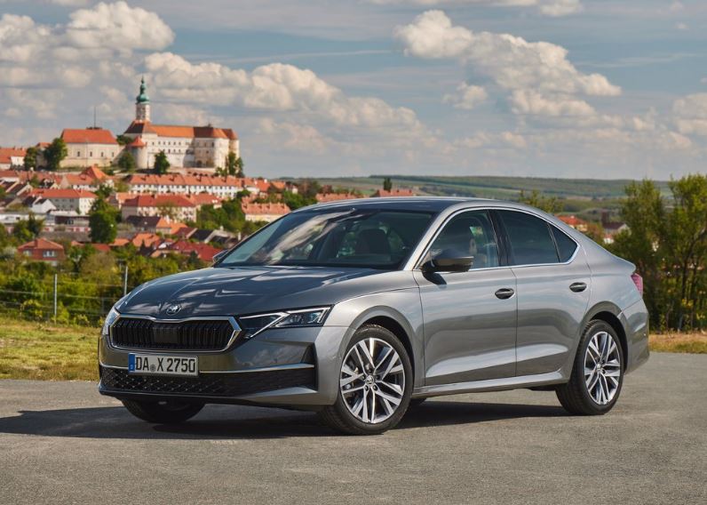 2025 Skoda Octavia 2.0 TSI 265 HP RS DSG Teknik Özellikleri, Yakıt Tüketimi