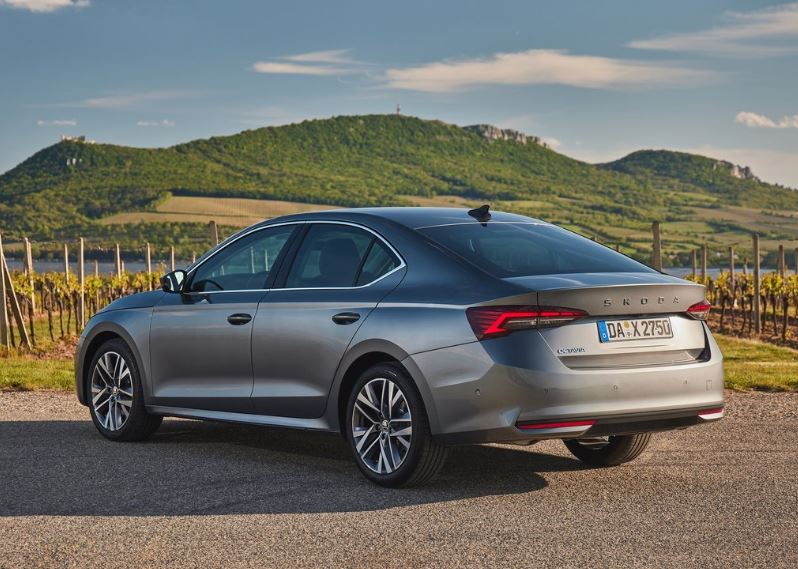 2025 Skoda Octavia 2.0 TSI 265 HP RS DSG Teknik Özellikleri, Yakıt Tüketimi