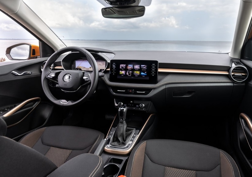 2024 Skoda Fabia 1.0 TSI Premium Karşılaştırması