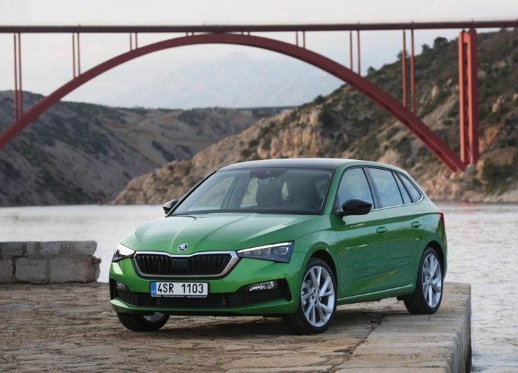 2020 Skoda Scala 1.6 TDI Premium Karşılaştırması