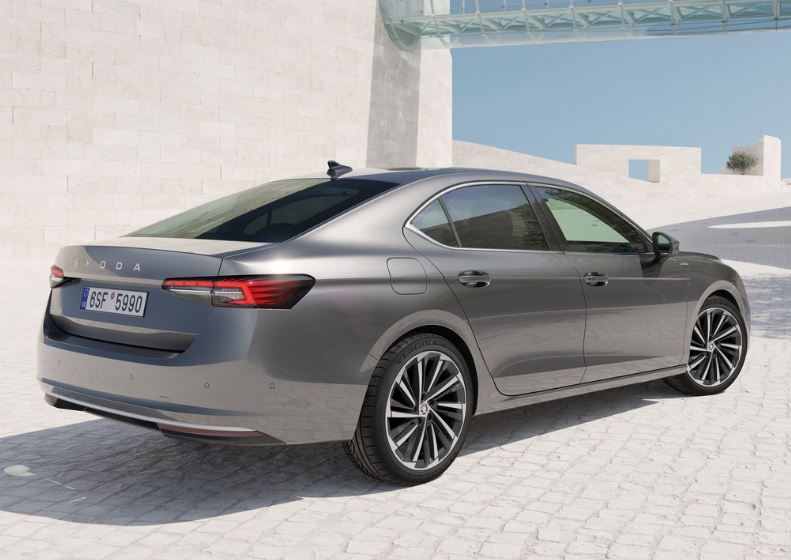 2026 Skoda Superb Sedan 2.0 TDI (193 HP) LK Crystal DSG Teknik Özellikler, Ölçüler ve Bagaj Hacmi