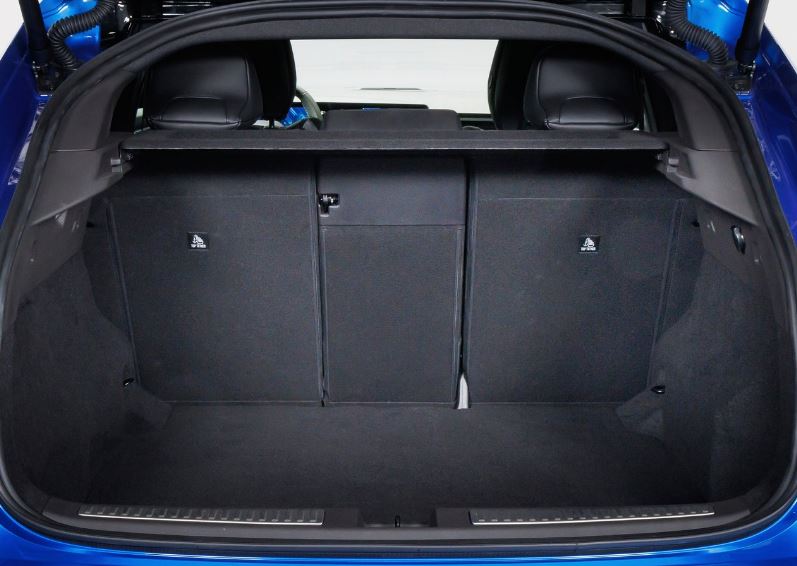 2026 Renault Rafale SUV 1.2 E Tech (200 HP) Esprit Alpine AT Bagaj Hacmi - arabavs.com