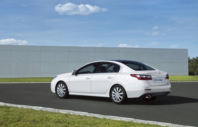 2014 Renault Latitude 1.5 dCi 110 HP Executive EDC Teknik Özellikleri, Yakıt Tüketimi