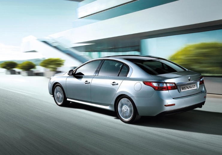 2014 Renault Latitude 1.5 dCi 110 HP Executive EDC Teknik Özellikleri, Yakıt Tüketimi