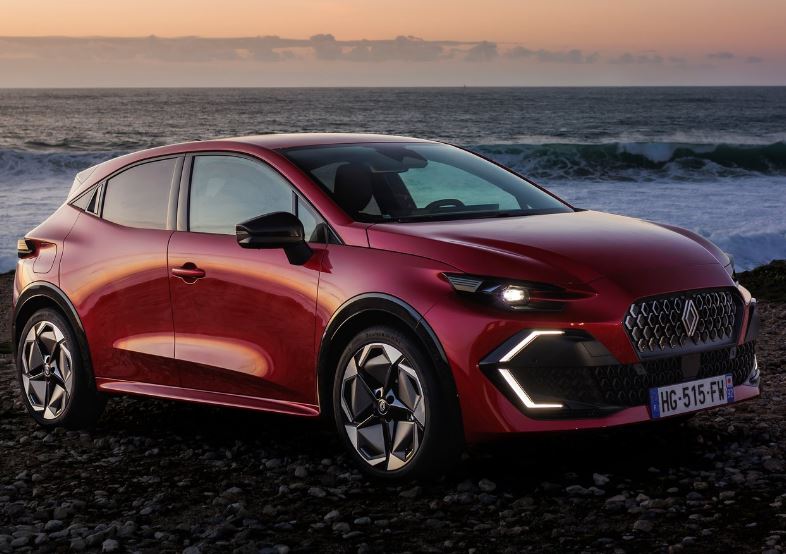 2026 Renault Clio Hatchback 5 Kapı 1.2 TCe (115 HP) evolution plus EDC Teknik Özellikler, Ölçüler ve Bagaj Hacmi