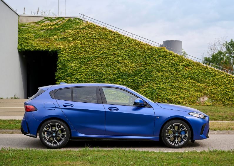 2025 BMW 1 Serisi Hatchback 5 Kapı 120 1.5 (170 HP) Sport Line Otomatik Teknik Özellikler, Ölçüler ve Bagaj Hacmi