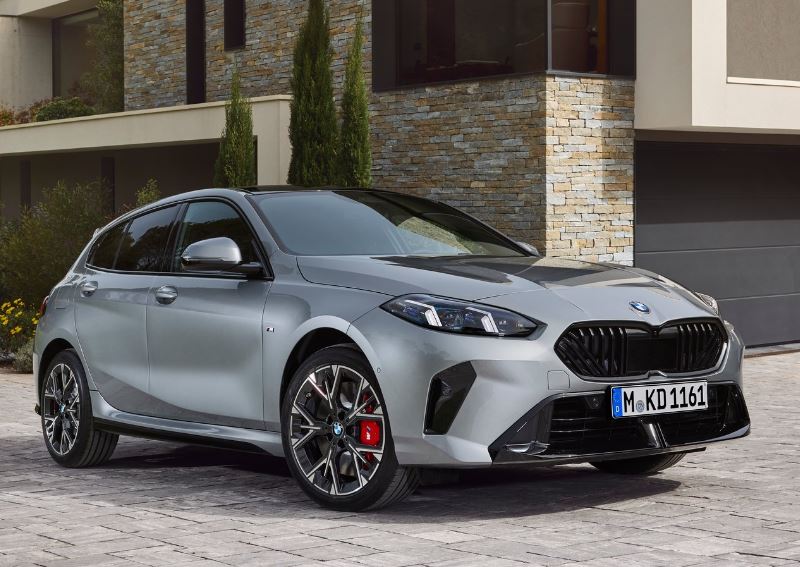 2025 BMW 1 Serisi Hatchback 5 Kapı 120 1.5 (170 HP) Sport Line Otomatik Teknik Özellikler, Ölçüler ve Bagaj Hacmi