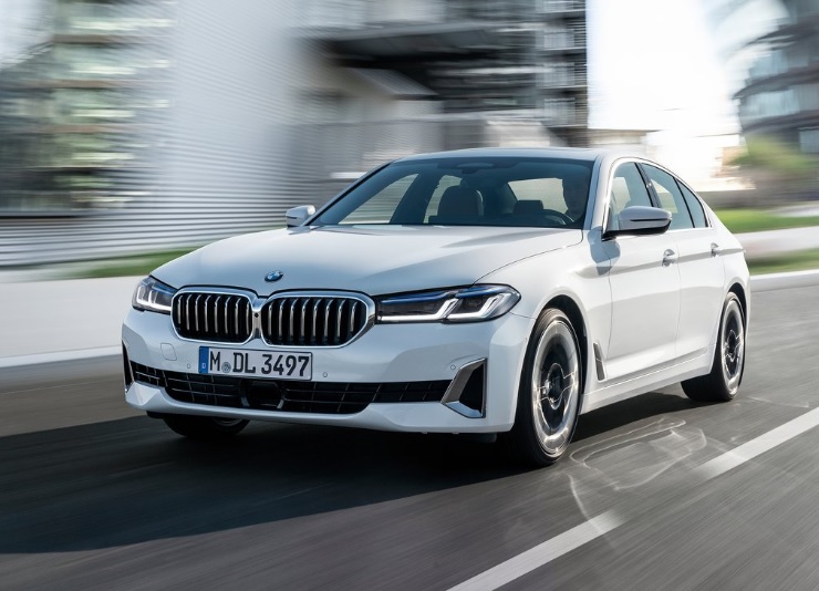 2022 BMW 5 Serisi Sedan 520d 2.0 xDrive (190 HP) Luxury Line Steptronic Teknik Özellikler, Ölçüler ve Bagaj Hacmi