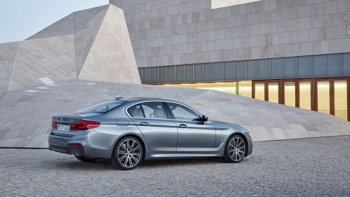2020 BMW 5 Serisi Sedan 520d xDrive 2.0 (190 HP) Special Luxury Line Steptronic Teknik Özellikler, Ölçüler ve Bagaj Hacmi