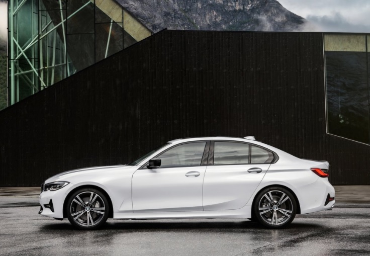 2022 BMW 3 Serisi Sedan 320i 1.6 (170 HP) M Sport Steptronic Teknik Özellikler, Ölçüler ve Bagaj Hacmi