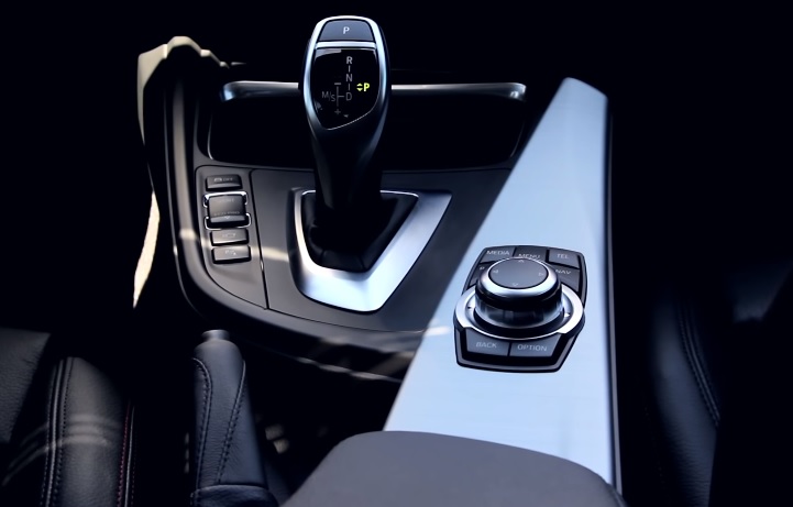 2015 BMW 3 Serisi 320d xDrive 190 HP Premium Otomatik Teknik Özellikleri, Yakıt Tüketimi