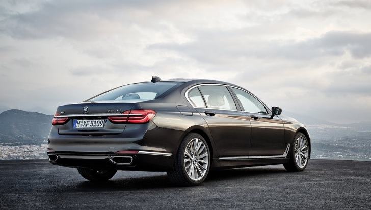 2017 BMW 7 Serisi Sedan 730i 2.0 (258 HP) Luxury AT Teknik Özellikler, Ölçüler ve Bagaj Hacmi