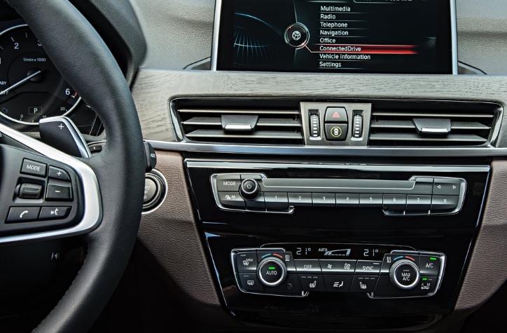 2017 BMW X1 SUV 20d 2.0 (190 HP) X Line xDrive DCT Teknik Özellikler, Ölçüler ve Bagaj Hacmi