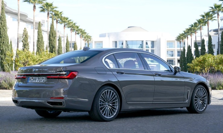 2021 BMW 7 Serisi Sedan 740Ld xDrive 3.0 (340 HP) M Excellence Steptronic Teknik Özellikler, Ölçüler ve Bagaj Hacmi