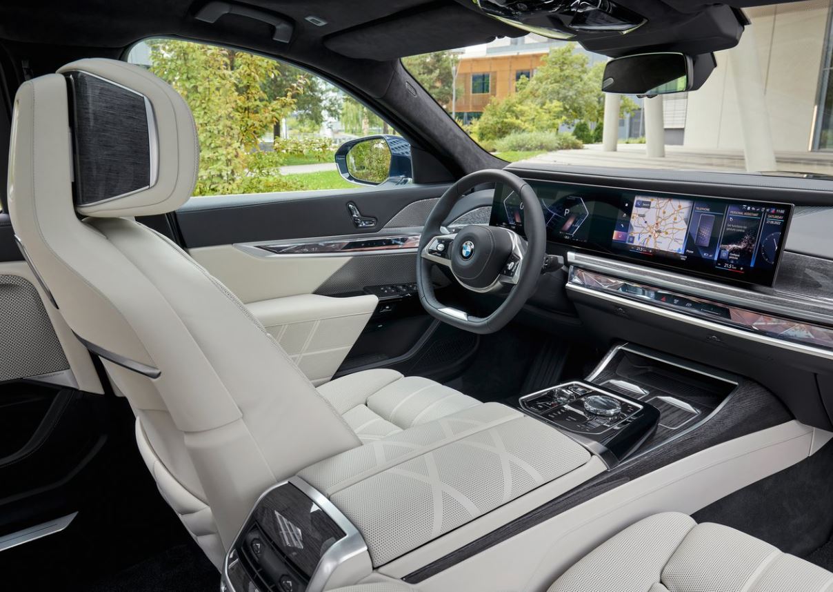 2025 BMW 7 Serisi Sedan 740Ld xDrive 3.0 (300 HP) M Excellence Steptronic Teknik Özellikler, Ölçüler ve Bagaj Hacmi