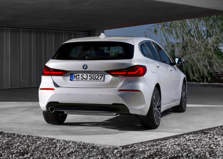2023 BMW 1 Serisi Hatchback 5 Kapı 118i 1.5 (140 HP) M Sport Steptronic Teknik Özellikler, Ölçüler ve Bagaj Hacmi