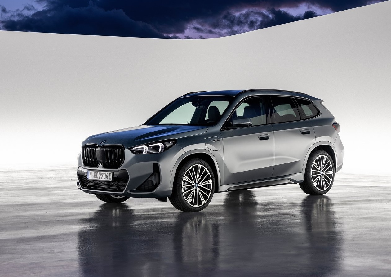 2023 BMW X1 SUV 1.5 sDrive18i (136 HP) X-Line Steptronic Teknik Özellikler, Ölçüler ve Bagaj Hacmi