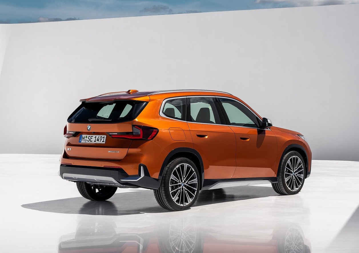 2023 BMW X1 1.5 sDrive18i 136 HP X-Line Steptronic Teknik Özellikleri, Yakıt Tüketimi