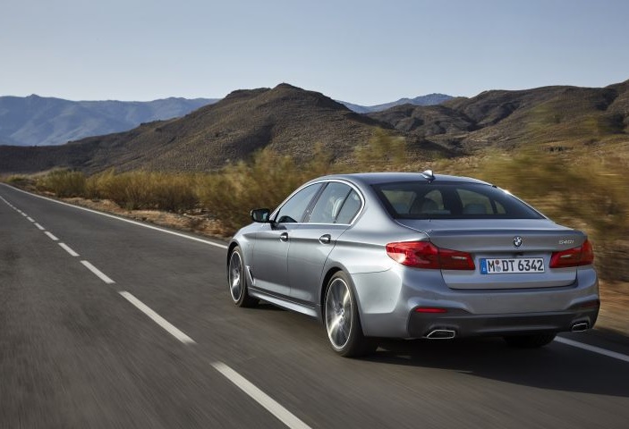 2017 BMW 5 Serisi Sedan 520i 1.6 (170 HP) Executive M Sport Otomatik Teknik Özellikler, Ölçüler ve Bagaj Hacmi