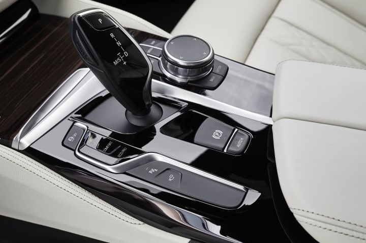 2017 BMW 5 Serisi 520i 1.6 170 HP Comfort Plus Otomatik Teknik Özellikleri, Yakıt Tüketimi