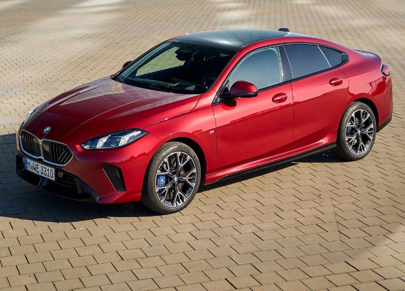 2025 BMW 2 Serisi 220 1.5 170 HP M Sport Otomatik Teknik Özellikleri, Yakıt Tüketimi