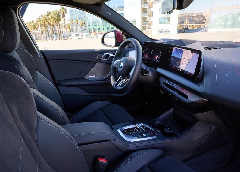 2025 BMW 2 Serisi 220 1.5 170 HP M Sport Otomatik Teknik Özellikleri, Yakıt Tüketimi