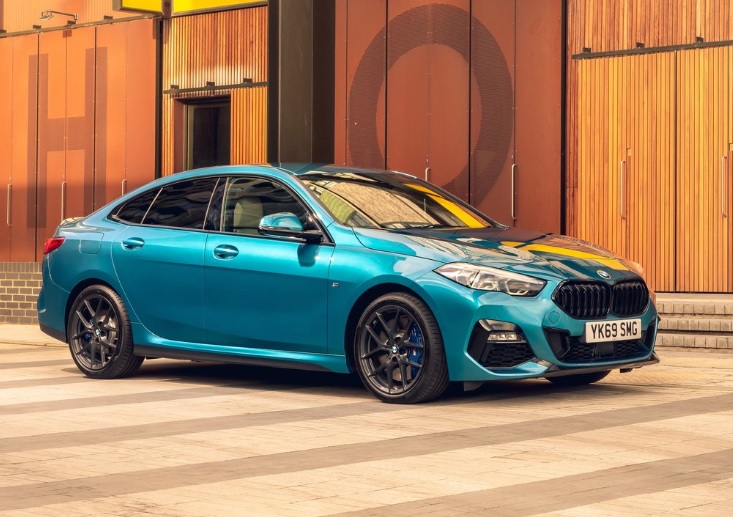 2021 BMW 2 Serisi 218i 1.5 First Edition Sport Line Karşılaştırması